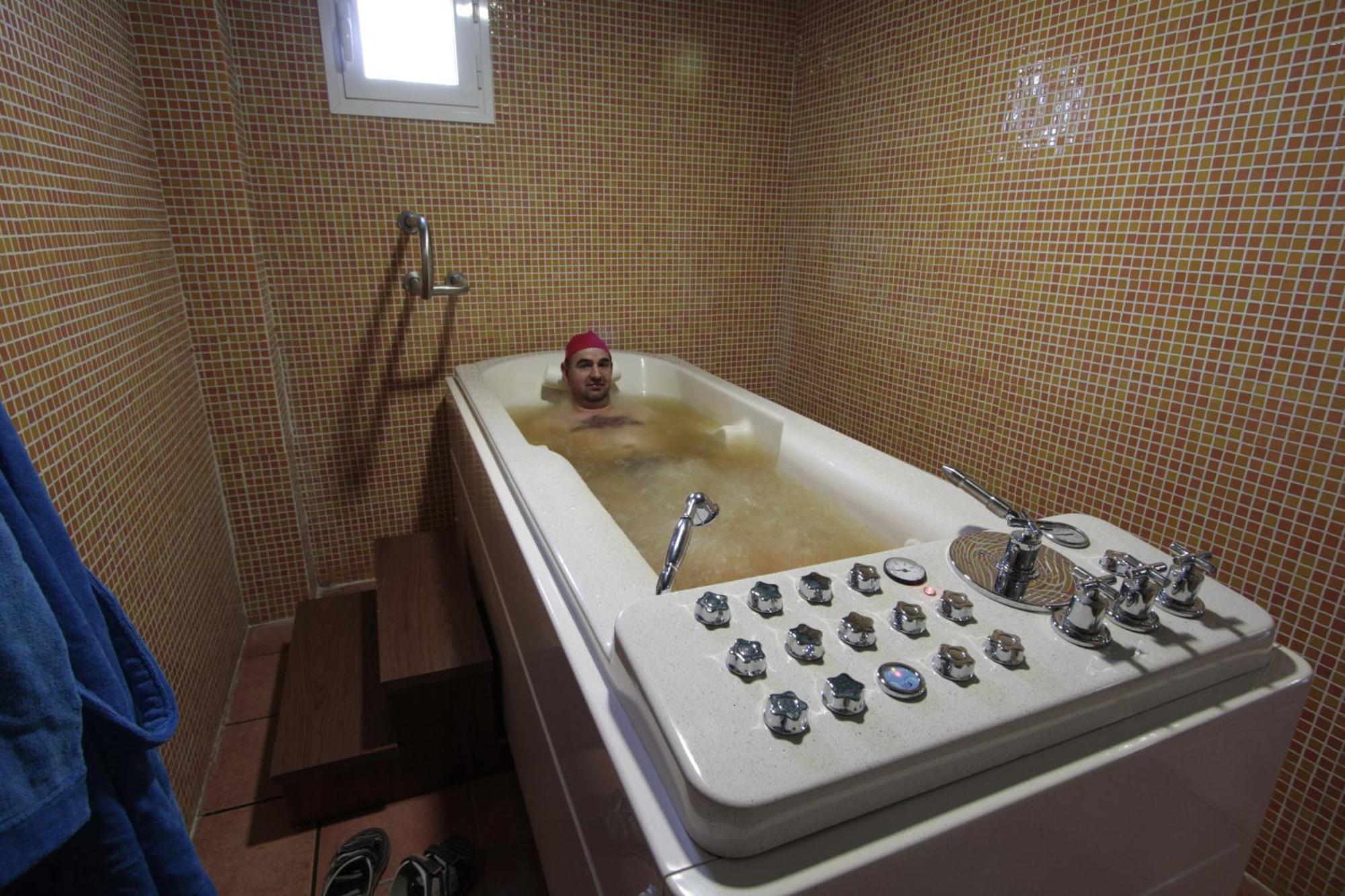 Hotel Balneario Fuentes Del Trampal Carmonita 外观 照片
