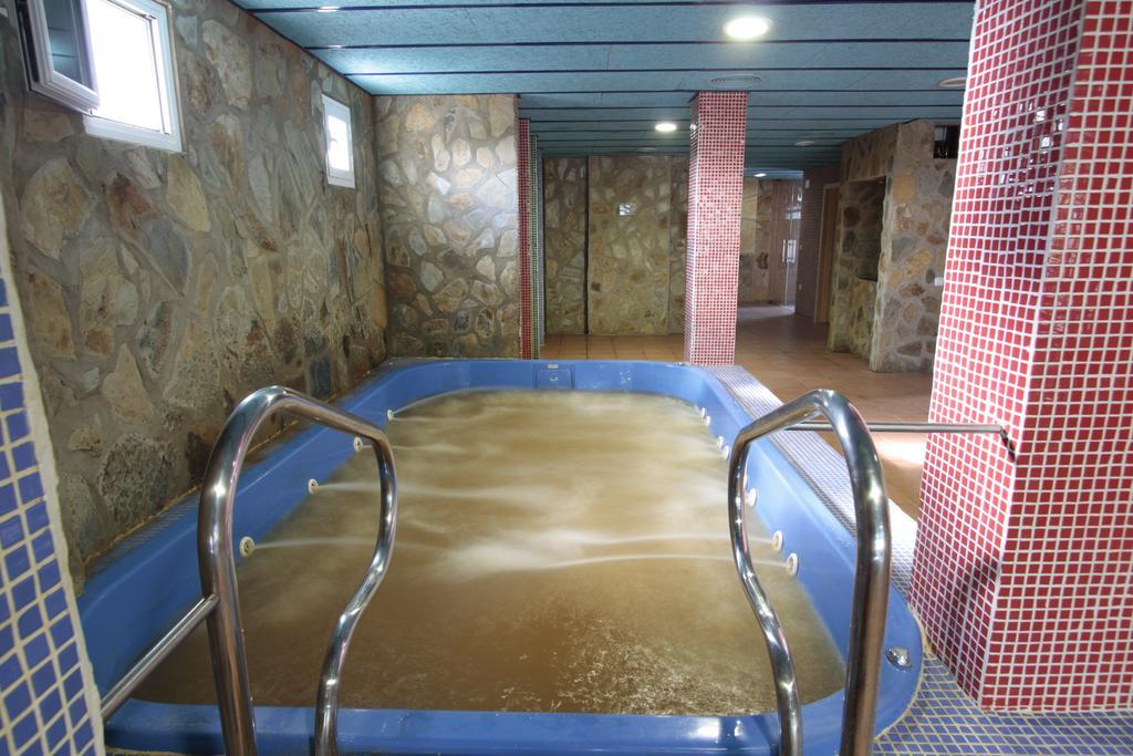 Hotel Balneario Fuentes Del Trampal Carmonita 外观 照片