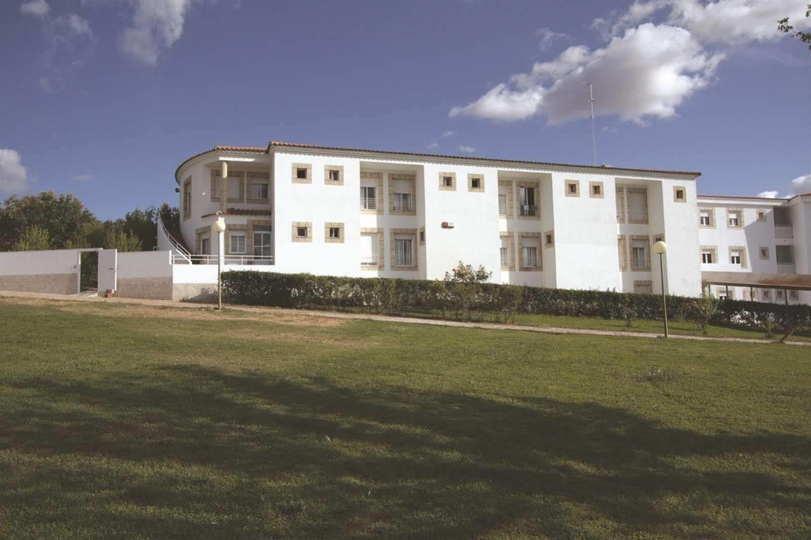 Hotel Balneario Fuentes Del Trampal Carmonita 外观 照片